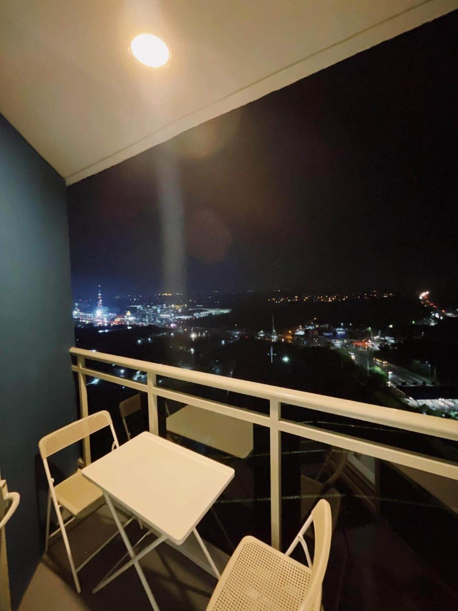 سان فيرناندو Azure North Studio Units Located In 17Th Floor And Above المظهر الخارجي الصورة